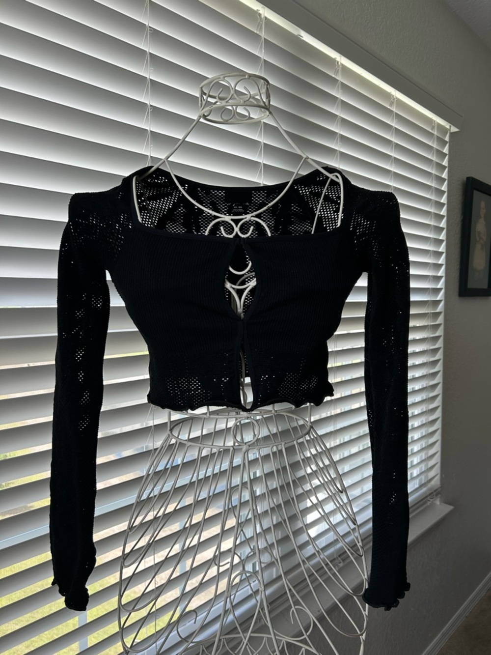 Urban Outfitters Black Long-Sleeve Crop Top with Front Keyhole